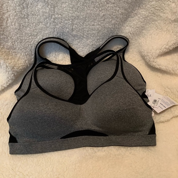 Old Navy Other - OLD NAVY 2 HIGH SUPPORT SPORTS BRAS SIZE 38C NWT!
